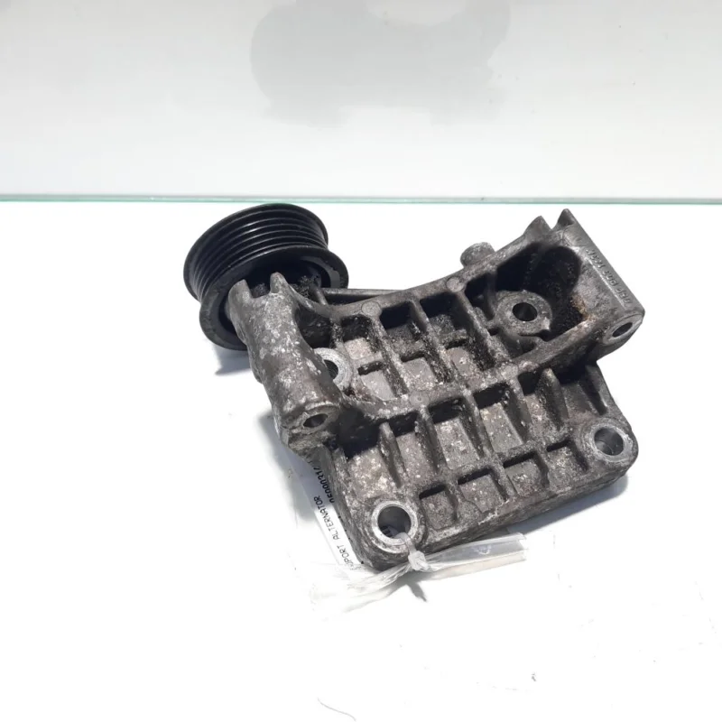 Reducere de preț Suport alternator, cod 059903143K, Audi A8 (4E) 3.0 TDI, ASB (id:449071)