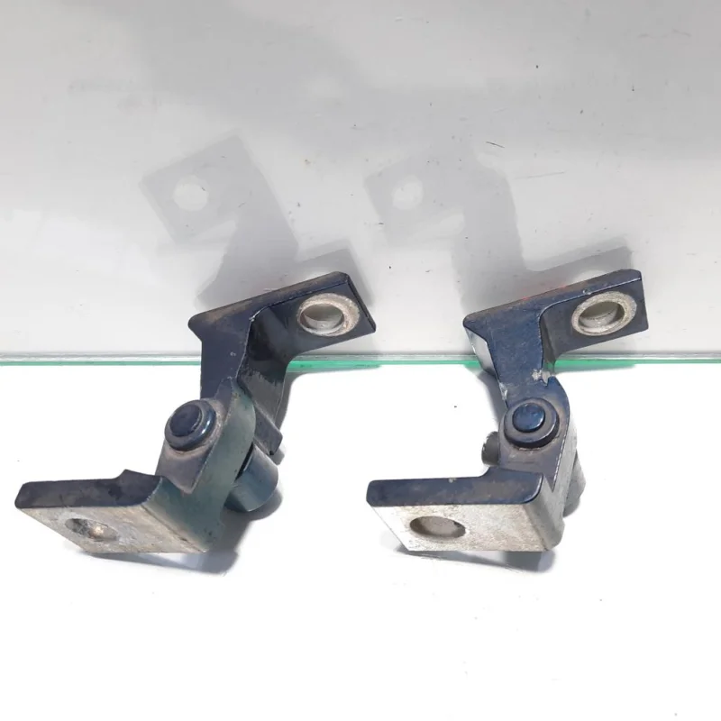 Ofertă Set balamale stanga spate, Seat Toledo 4 (KG3) [Fabr 2012-2018](id:445389)