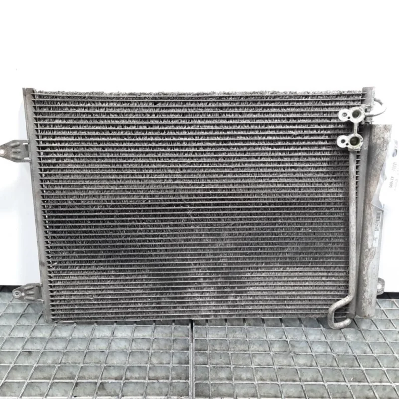 Radiator clima, Vw Passat Variant (365) [Fabr 2010/08 - 2014] 2.0 tdi, CFF, 3C0820411E (id:431895) Ofertă
