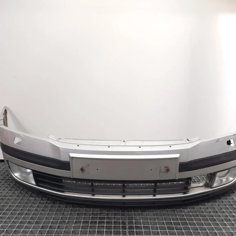 Preț promoțional Bara fata cu proiectoare, Skoda Octavia 2 (1Z3) [Fabr 2004-2013] (id:416825)