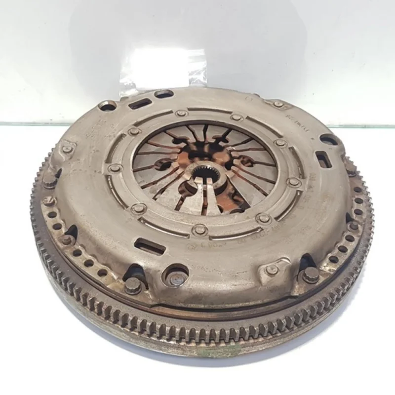 Cel mai vândut Volanta masa dubla cu placa presiune, Vw Golf 4 (1J1) [Fabr 1997-2004] 1.9 tdi, ATD, 5 vit man (id:404228)