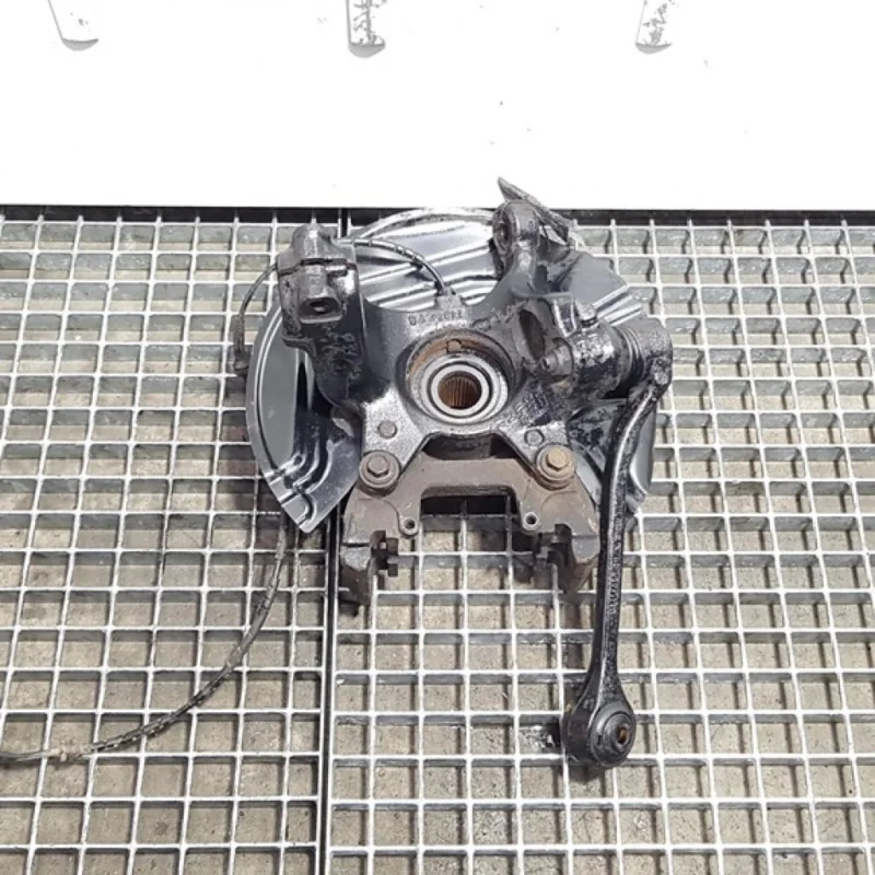 Fuzeta stanga fata cu abs, Bmw X3 (E83) 2.0 d, 204D4 (id:399545) Livrare expres