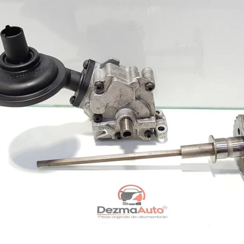 Reducere de preț Pompa de ulei, Audi A5 Cabriolet (8F7) 2.7 tdi, CGK, 059115105BK