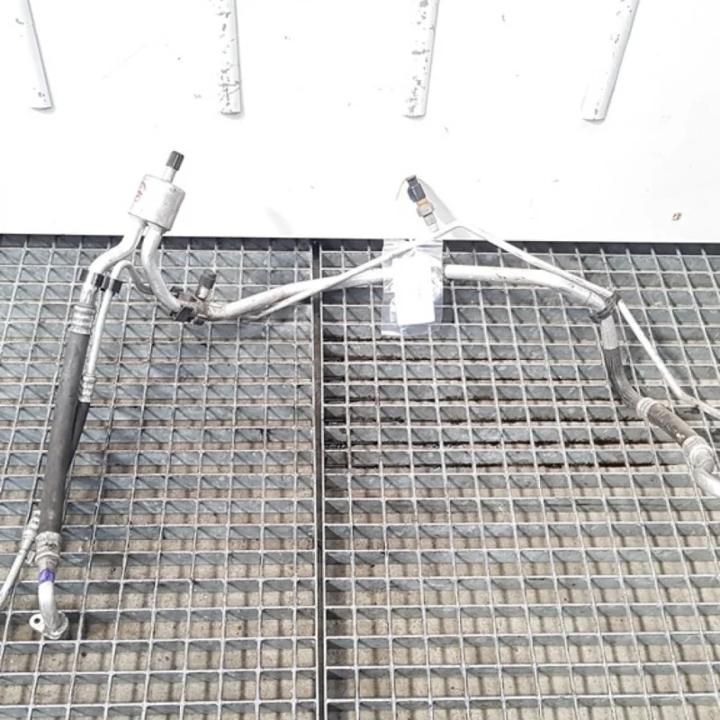 Cel mai bun preț Conducta clima cu senzor, Peugeot 3008, 1.6 hdi, 9684368380 (id:382049)