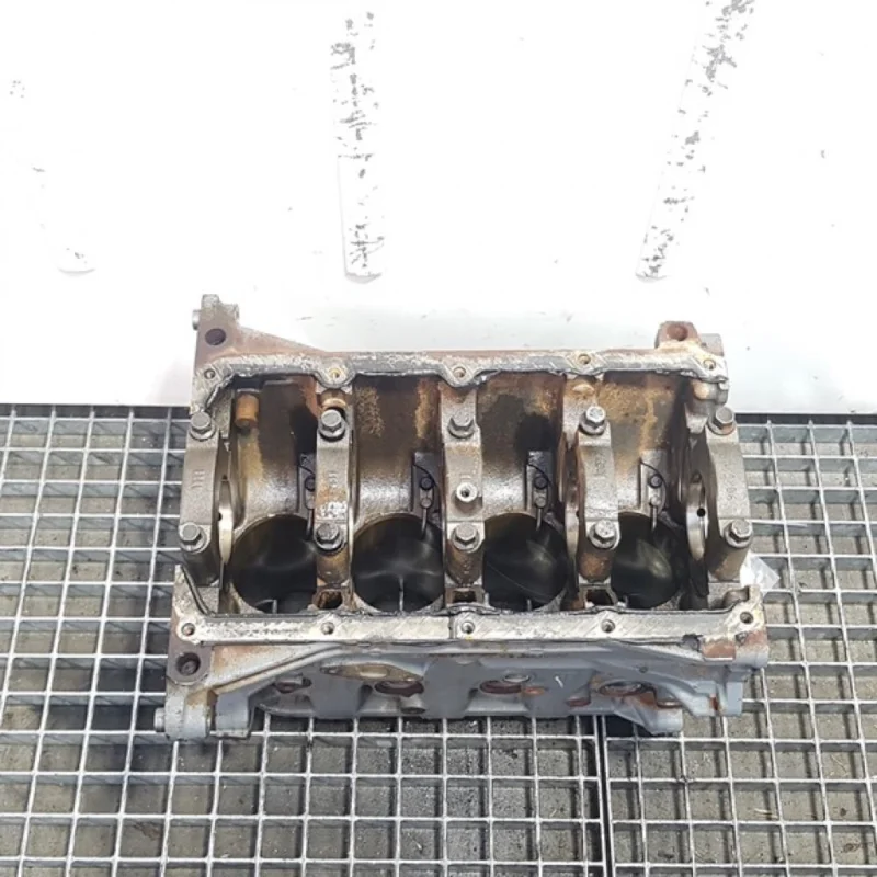 Preț mic Bloc motor gol, Alfa Romeo 147 (937) cod 937A3000 (pr;110747)