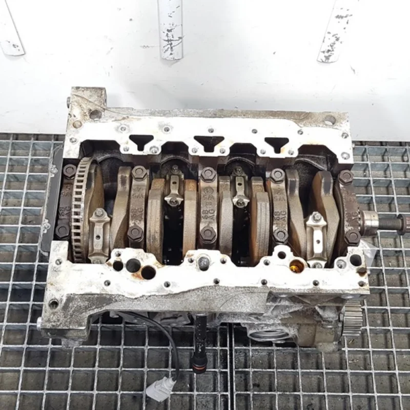 Reducere extra Bloc motor cu pistoane si biele , Audi A3 (8P1), 2.0 fsi, BLX (pr:110747)