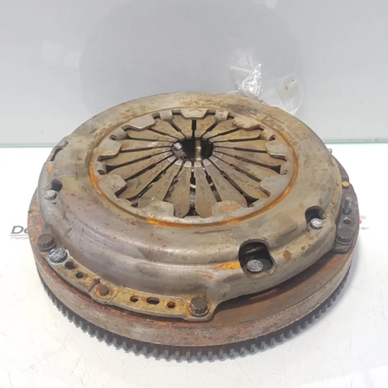 Volanta masa simpla, Vw Polo sedan (6R) 1.4 mpi, AUD, 5 vit man (id:376399) Preț promoțional