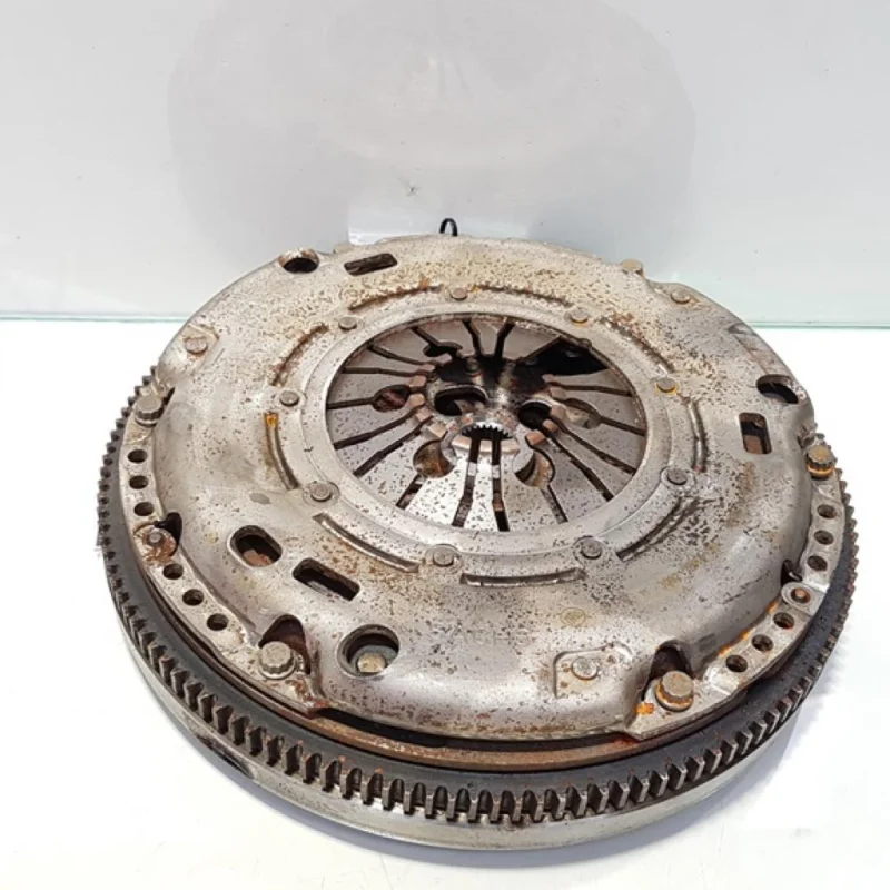 Volanta masa dubla cu placa presiune, Vw Golf 4 (1J1), 1.9 tdi, ALH, 5 viteze (id:372555) Nu rata