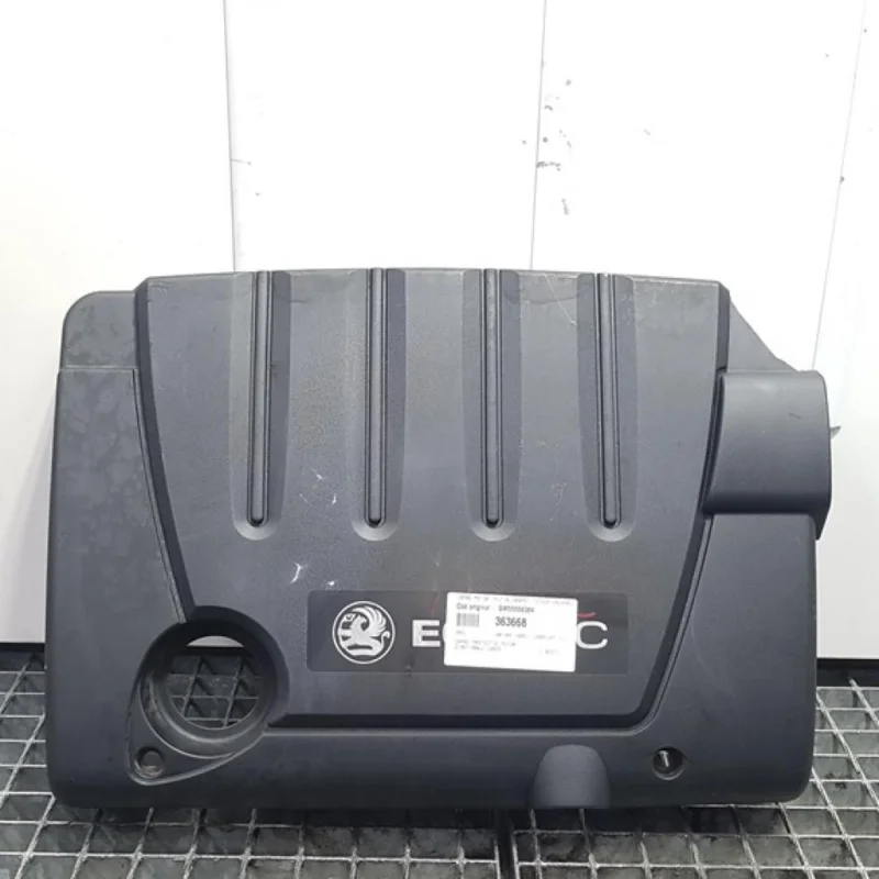 Capac motor, Opel Signum, 1.9 cdti, cod GM55558384 Livrare rapidă