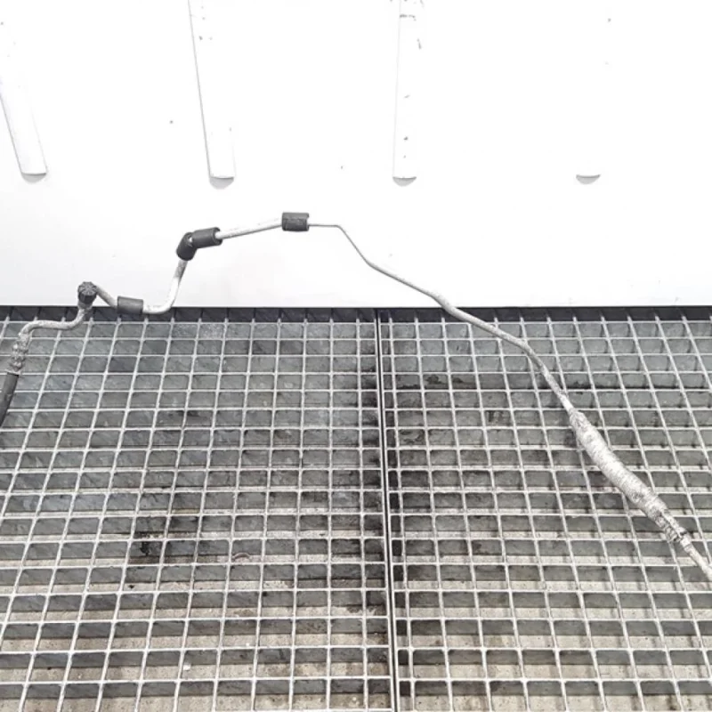 Preț mic Conducta clima, Skoda Octavia 2 Combi (1Z5) 2.0 tdi AZV, cod 1K0820741AD