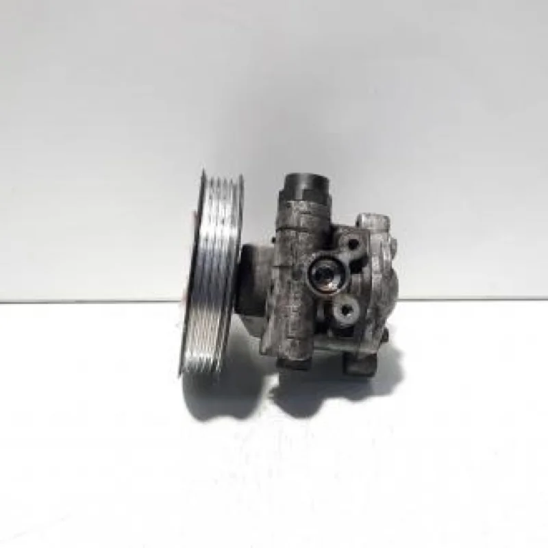 Pompa servo directie, cod 8D0145177Q, Audi A4 Avant (8E5, B6) 1.9tdi (pr:110747) Mai ieftin