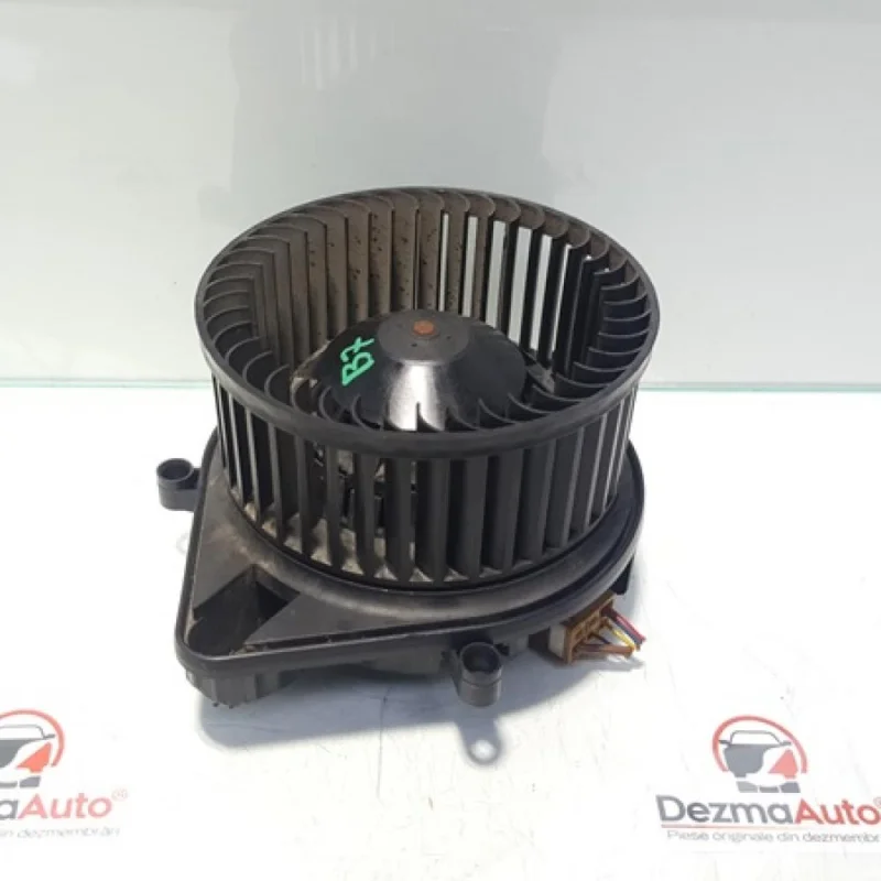 Preț promoțional Ventilator bord Audi A4 Avant (8E5, B6) 8E1820021E