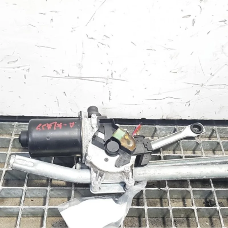 Promoție Motoras stergator fata, Mercedes Clasa B (W245)