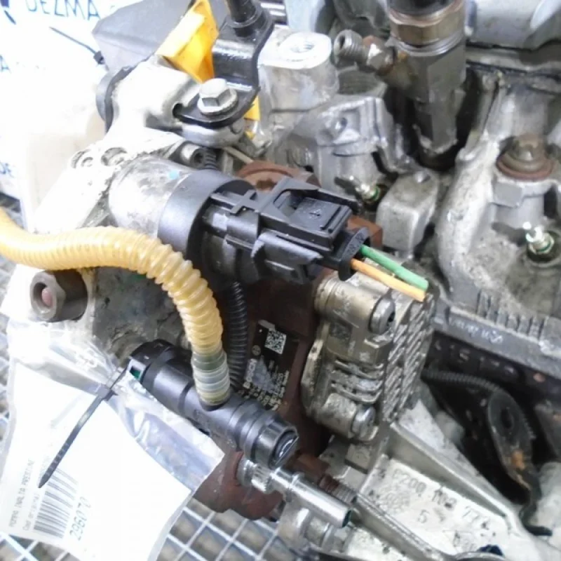 Preț redus Pompa inalta presiune 8200659766, Renault Megane 2 sedan 1.9 dci (pr:110747)