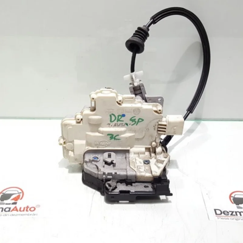 Reducere specială Broasca dreapta spate 3C4839016A, Vw Passat (3C2) (id:352934)