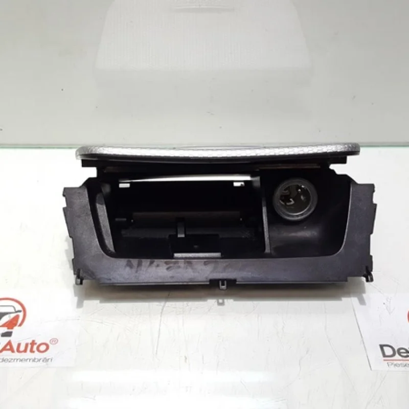 Scrumiera, Bmw 1 coupe (E82) 7078571-10 din dezmembrari Chilipir